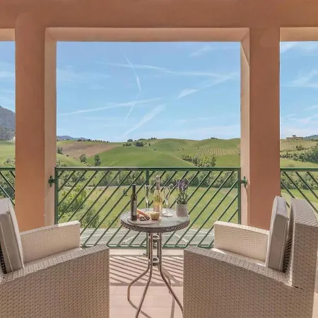 Le Vigne Di Clementina Fabi Farm stay